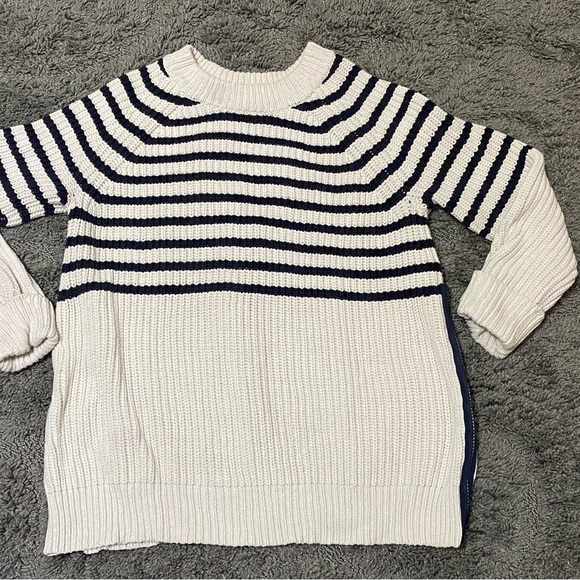 Kate spade Black and White Crew Neck Sweater - Picture 2 of 3
